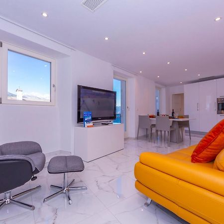 Yellow View Apartment - Happy Rentals Ronco sopra Ascona Exteriör bild