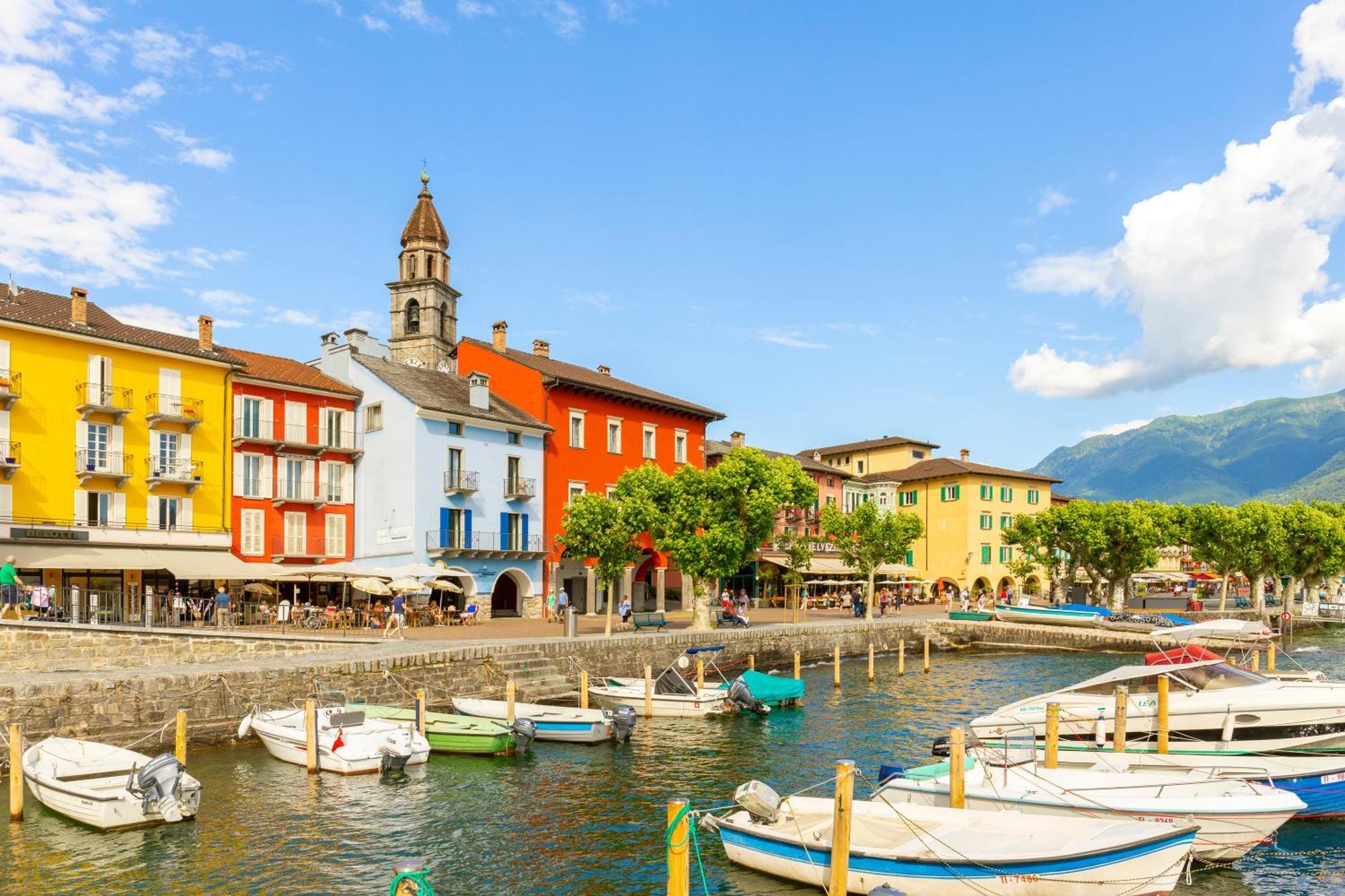 Yellow View Apartment - Happy Rentals Ronco sopra Ascona Exteriör bild