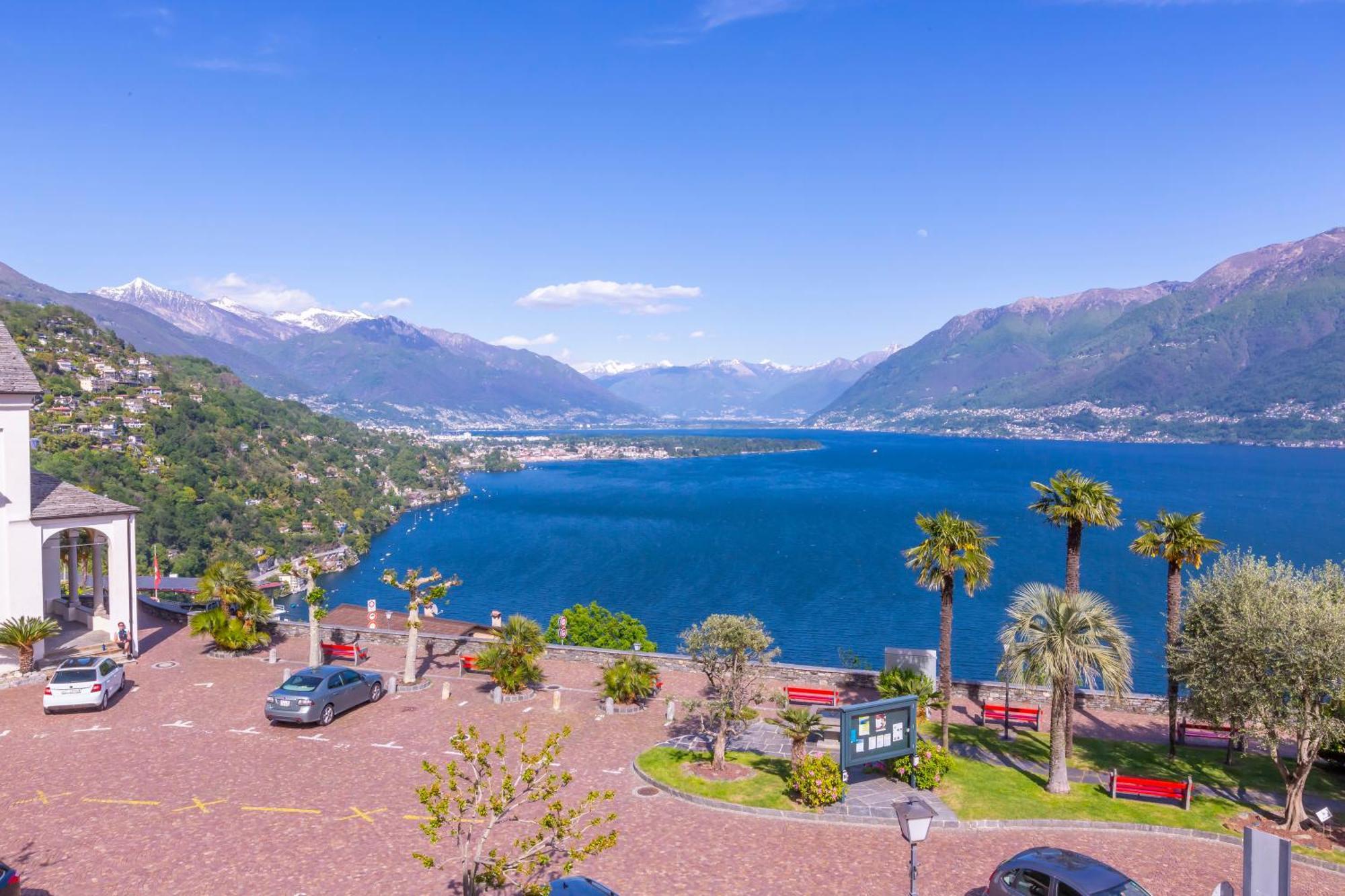 Yellow View Apartment - Happy Rentals Ronco sopra Ascona Exteriör bild