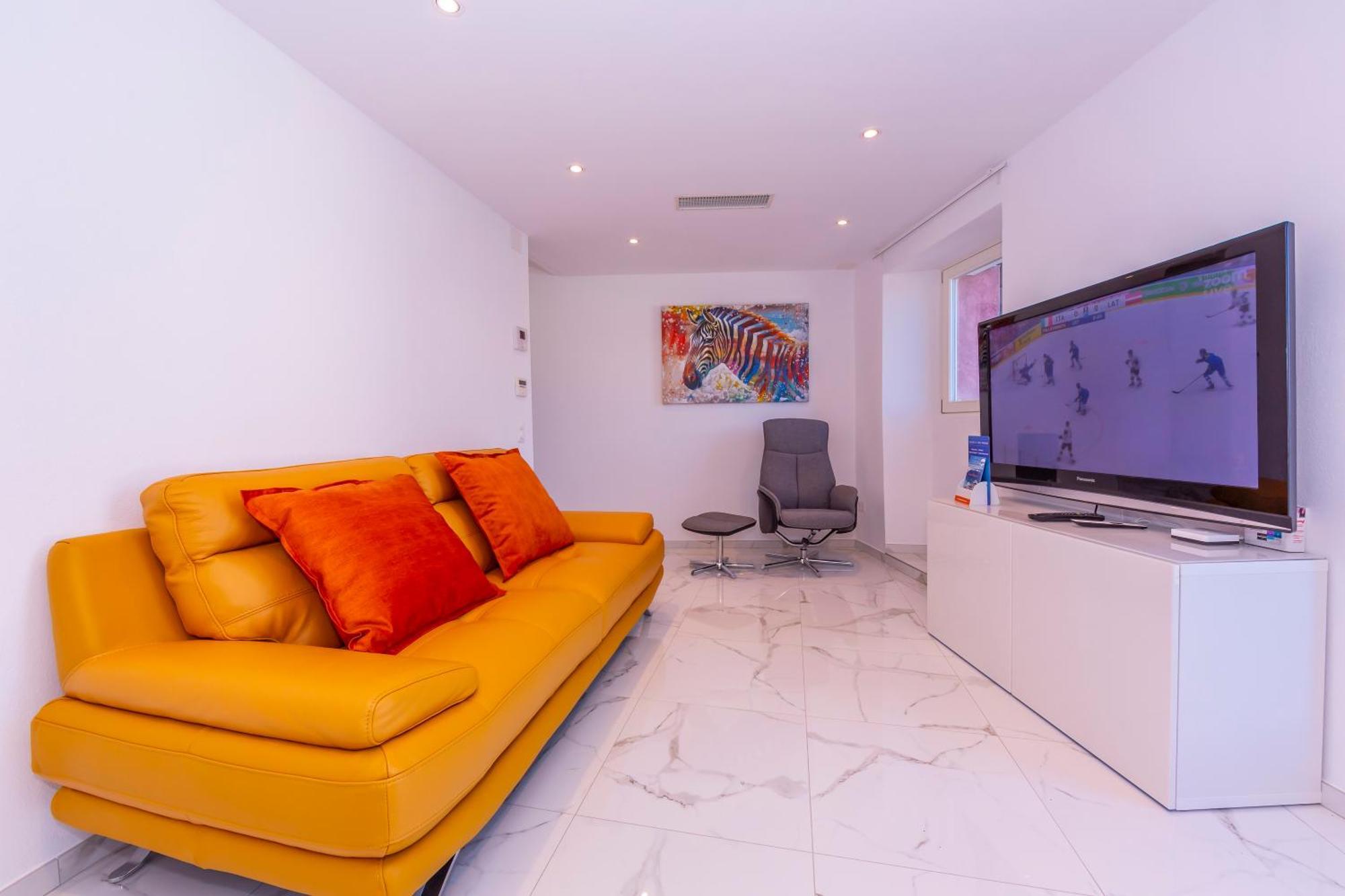 Yellow View Apartment - Happy Rentals Ronco sopra Ascona Exteriör bild