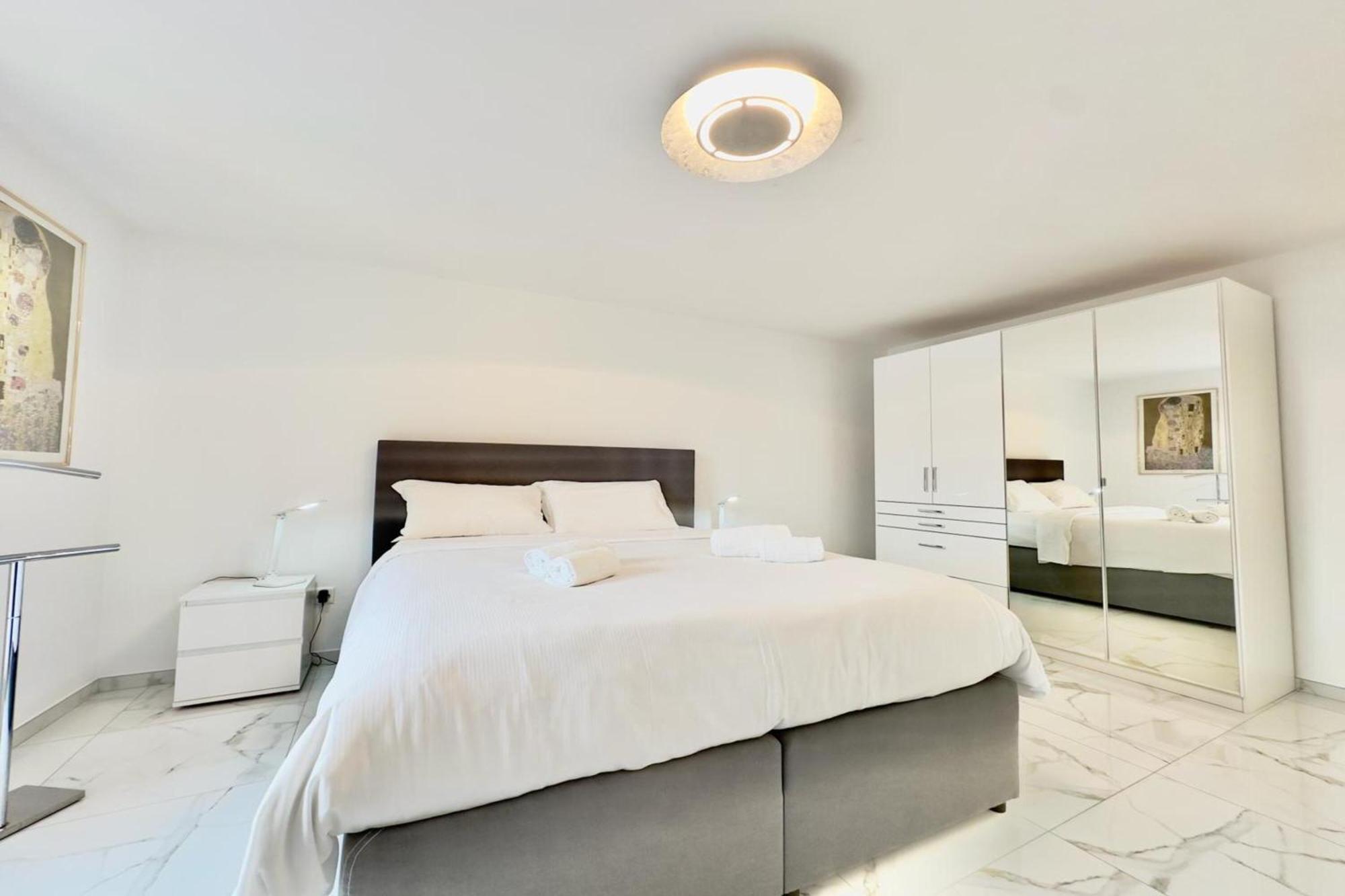 Yellow View Apartment - Happy Rentals Ronco sopra Ascona Exteriör bild